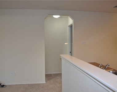 13501 Moura Cv - Photo Thumbnail 9