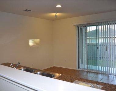 13501 Moura Cv - Photo Thumbnail 6