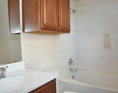 13501 Moura Cv - Photo Thumbnail 9