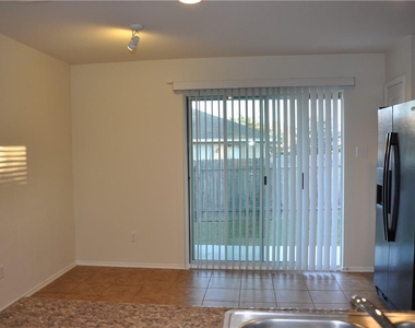 13501 Moura Cv - Photo Thumbnail 5