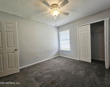 13041 S Staffordshire Drive - Photo Thumbnail 9