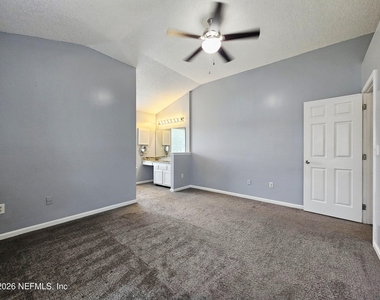 13041 S Staffordshire Drive - Photo Thumbnail 5