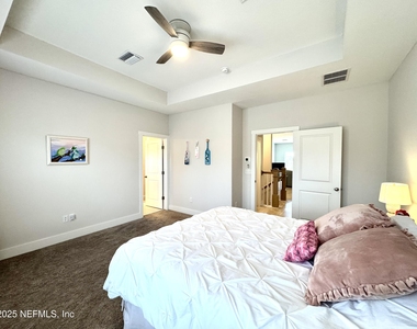 9860 Element Road - Photo Thumbnail 17
