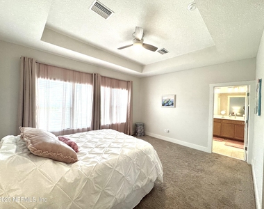 9860 Element Road - Photo Thumbnail 16