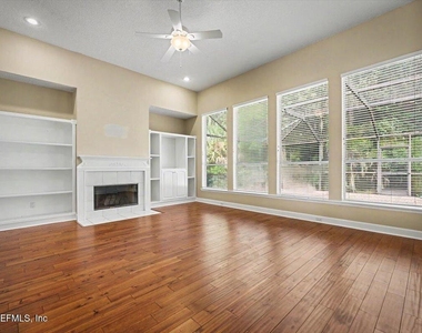337 S Mill View Way - Photo Thumbnail 18