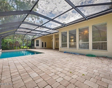 337 S Mill View Way - Photo Thumbnail 5
