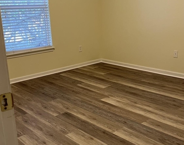 7053 Snowy Canyon Drive - Photo Thumbnail 20