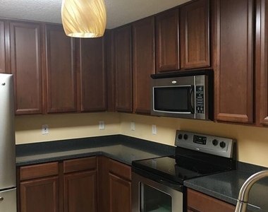 7053 Snowy Canyon Drive - Photo Thumbnail 8