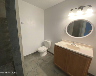 695 A1a N - Photo Thumbnail 8