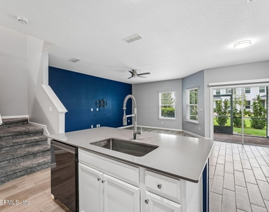 120 Appleton Court - Photo Thumbnail 17