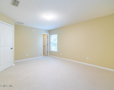825 Marjories Way - Photo Thumbnail 34