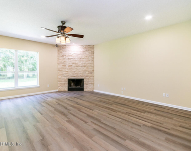 825 Marjories Way - Photo Thumbnail 18