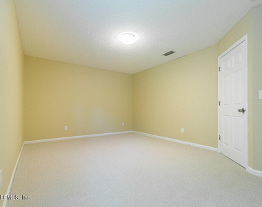 825 Marjories Way - Photo Thumbnail 35