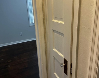 1290 Stimson Street - Photo Thumbnail 12