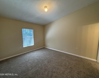 5051 Playpen Drive - Photo Thumbnail 7