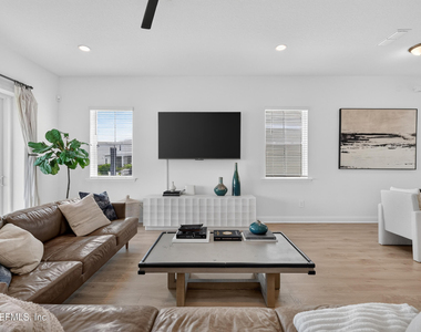 342 Rum Runner Way - Photo Thumbnail 16