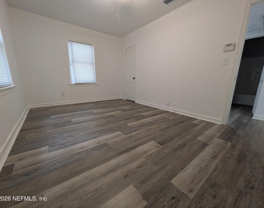 3602 Ernest Street - Photo Thumbnail 8