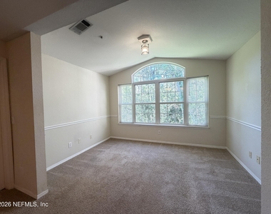 13810 Sutton Park Drive N - Photo Thumbnail 9