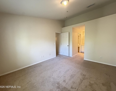13810 Sutton Park Drive N - Photo Thumbnail 14
