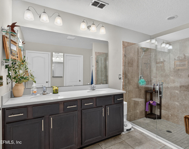 589 Seville Parkway - Photo Thumbnail 21