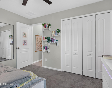 589 Seville Parkway - Photo Thumbnail 30