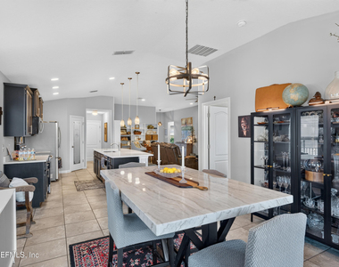 589 Seville Parkway - Photo Thumbnail 18