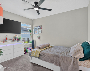 589 Seville Parkway - Photo Thumbnail 29