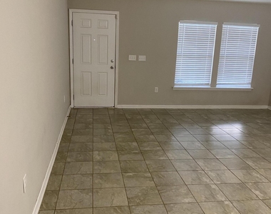 7400 Benes Trail - Photo Thumbnail 13