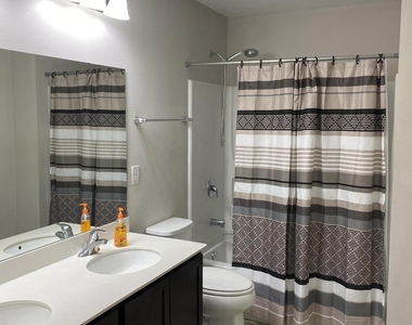 7400 Benes Trail - Photo Thumbnail 41