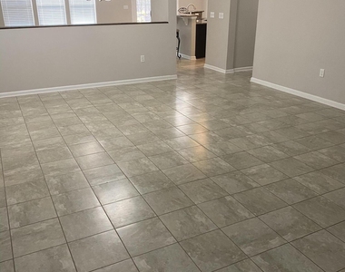 7400 Benes Trail - Photo Thumbnail 18