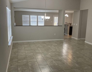7400 Benes Trail - Photo Thumbnail 17