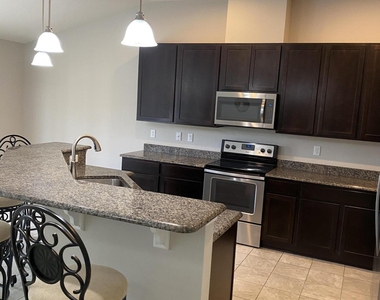 7400 Benes Trail - Photo Thumbnail 27