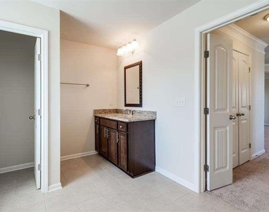 4215 Miramount Overlook - Photo Thumbnail 31