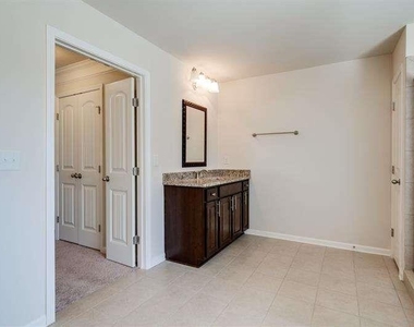 4215 Miramount Overlook - Photo Thumbnail 30