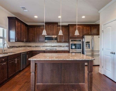 4215 Miramount Overlook - Photo Thumbnail 9