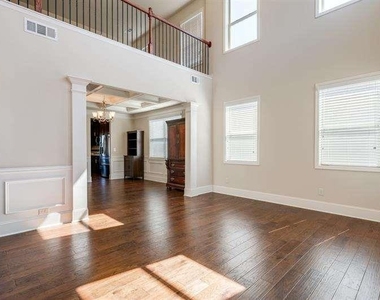 4215 Miramount Overlook - Photo Thumbnail 3