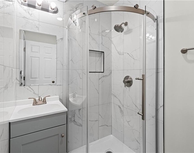 94 Crumley Street Se - Photo Thumbnail 11