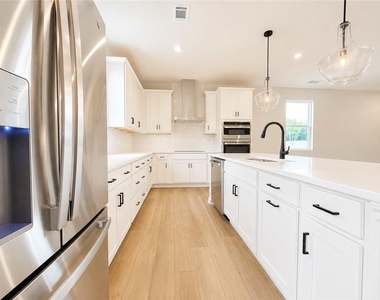 3290 Willow Glade Trail - Photo Thumbnail 2