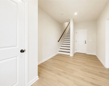 3290 Willow Glade Trail - Photo Thumbnail 23