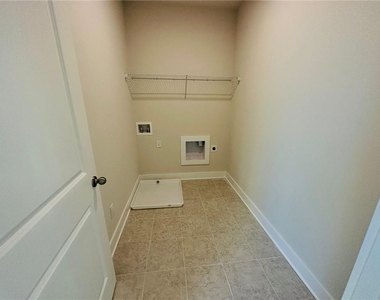 1252 Windmill Parkway - Photo Thumbnail 12