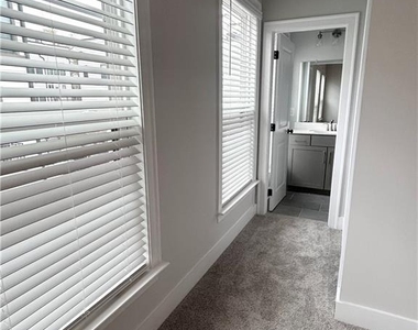 1038 Burnside Place Nw - Photo Thumbnail 20
