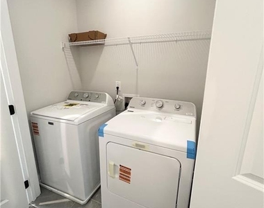 1038 Burnside Place Nw - Photo Thumbnail 23