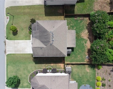 5595 Banner Boulevard - Photo Thumbnail 34
