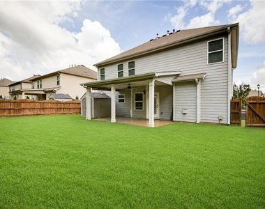 5595 Banner Boulevard - Photo Thumbnail 35