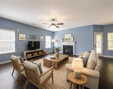 5595 Banner Boulevard - Photo Thumbnail 5