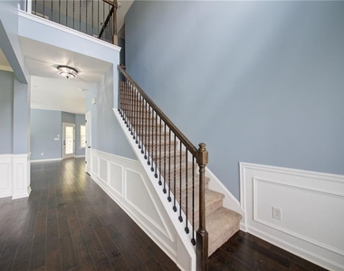 5595 Banner Boulevard - Photo Thumbnail 29