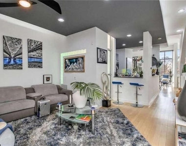 752 Moreland Avenue - Photo Thumbnail 5