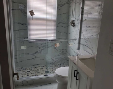 9224 Sproat Avenue - Photo Thumbnail 7