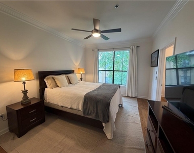 3777 Peachtree Road Ne - Photo Thumbnail 9