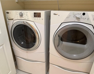 3777 Peachtree Road Ne - Photo Thumbnail 16